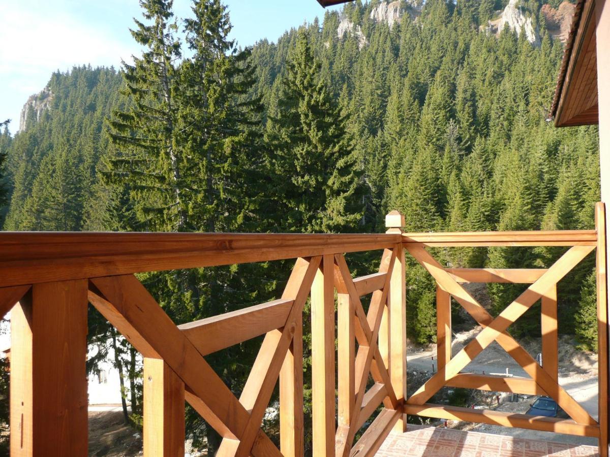 Aparthotel Pine Hills Pamporovo Esterno foto