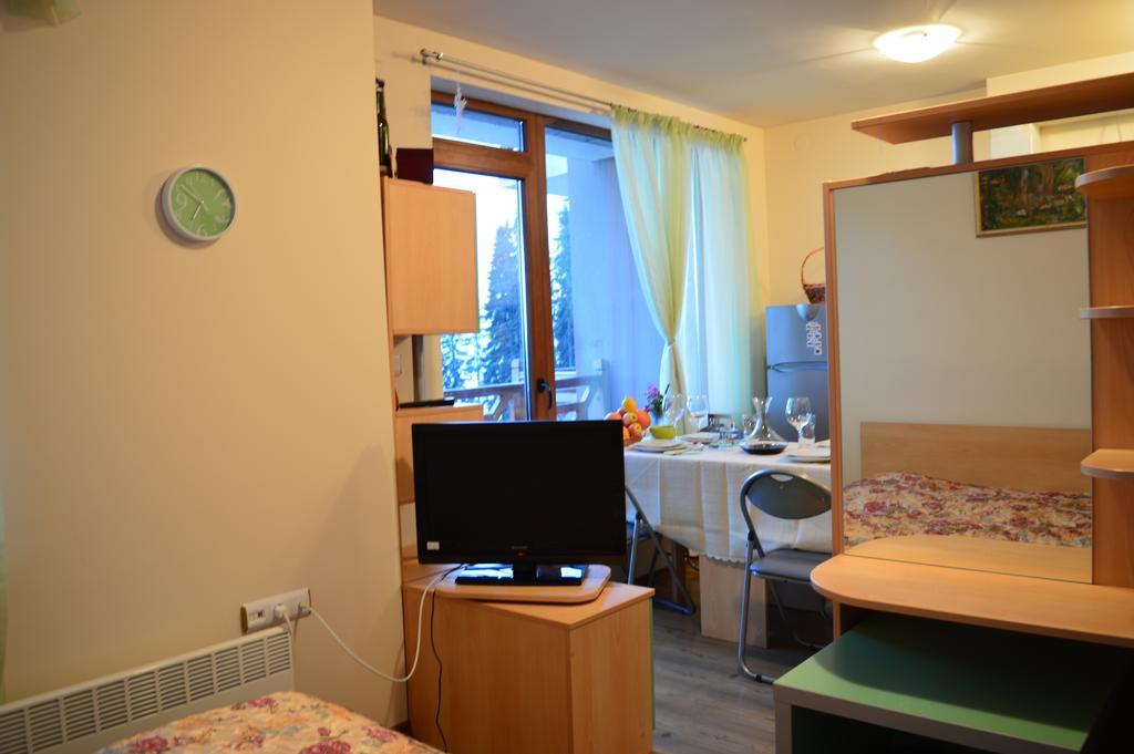 Aparthotel Pine Hills Pamporovo Esterno foto